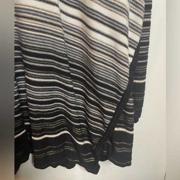 CATHERINES - Women's 2X - Cream Gray Gold V-Neck Sweater - EUC - Picture 3 of 6